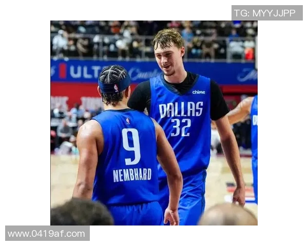 独行侠队主场不敌对手,遭受失利:赛场背后的故事